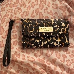 Leopard victoria’s Secret wristlet tech wallet